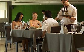 มิลเลนเนี่ยมรีสอร์ทป่าตอง ภูเก็ต